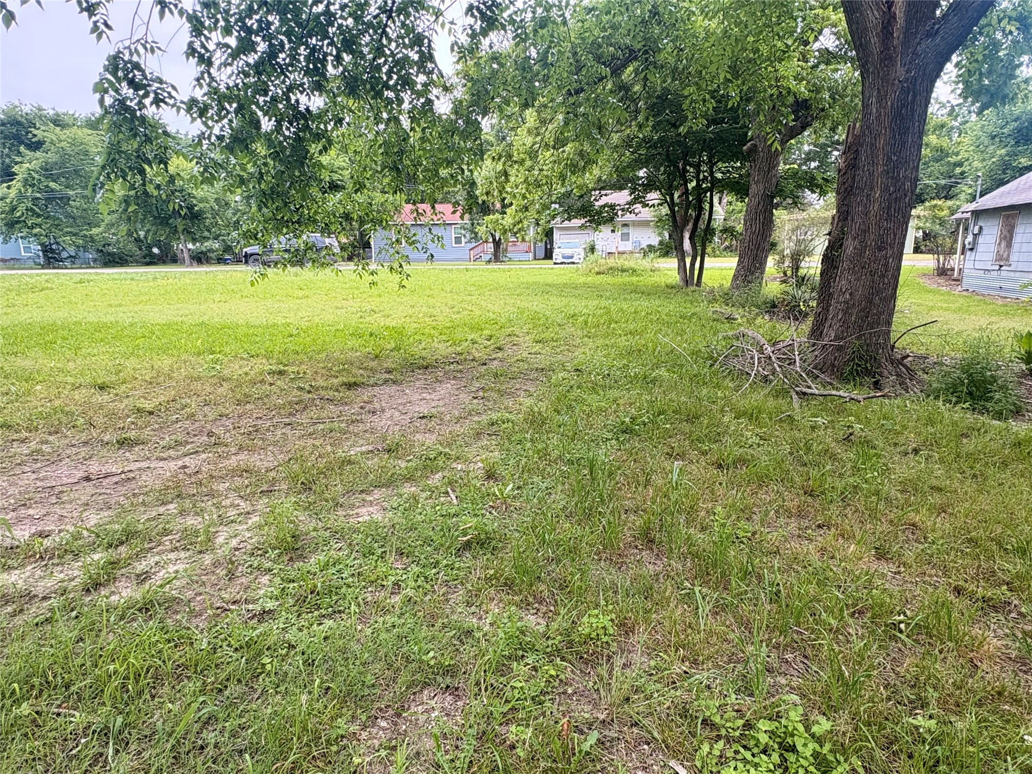 704 E 8th Street Bonham TX 75418