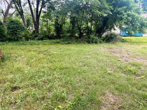 704 E 8th Street Bonham TX 75418