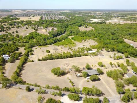 1737 County Road 1036 Anna TX 75409