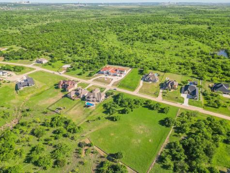 3248 Koscher Drive Grand Prairie TX 75104