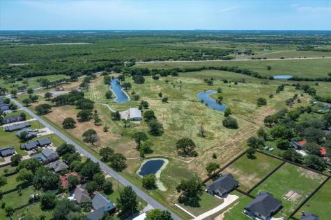 2000 Colquitt Road Terrell TX 75160