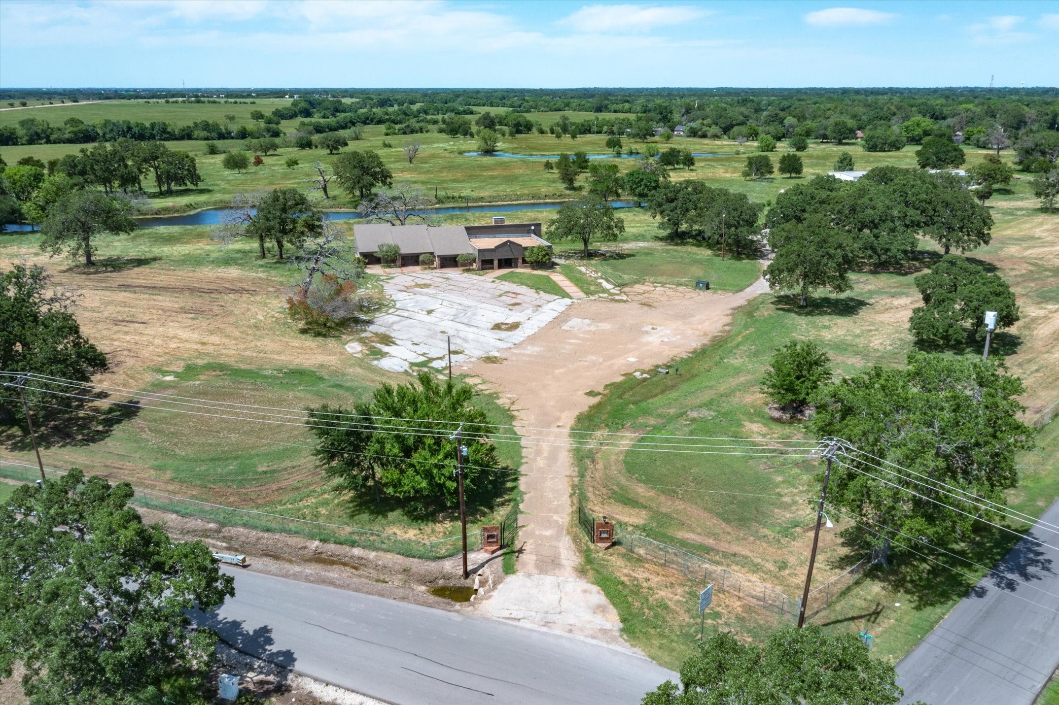 2000 Colquitt Road Terrell TX 75160