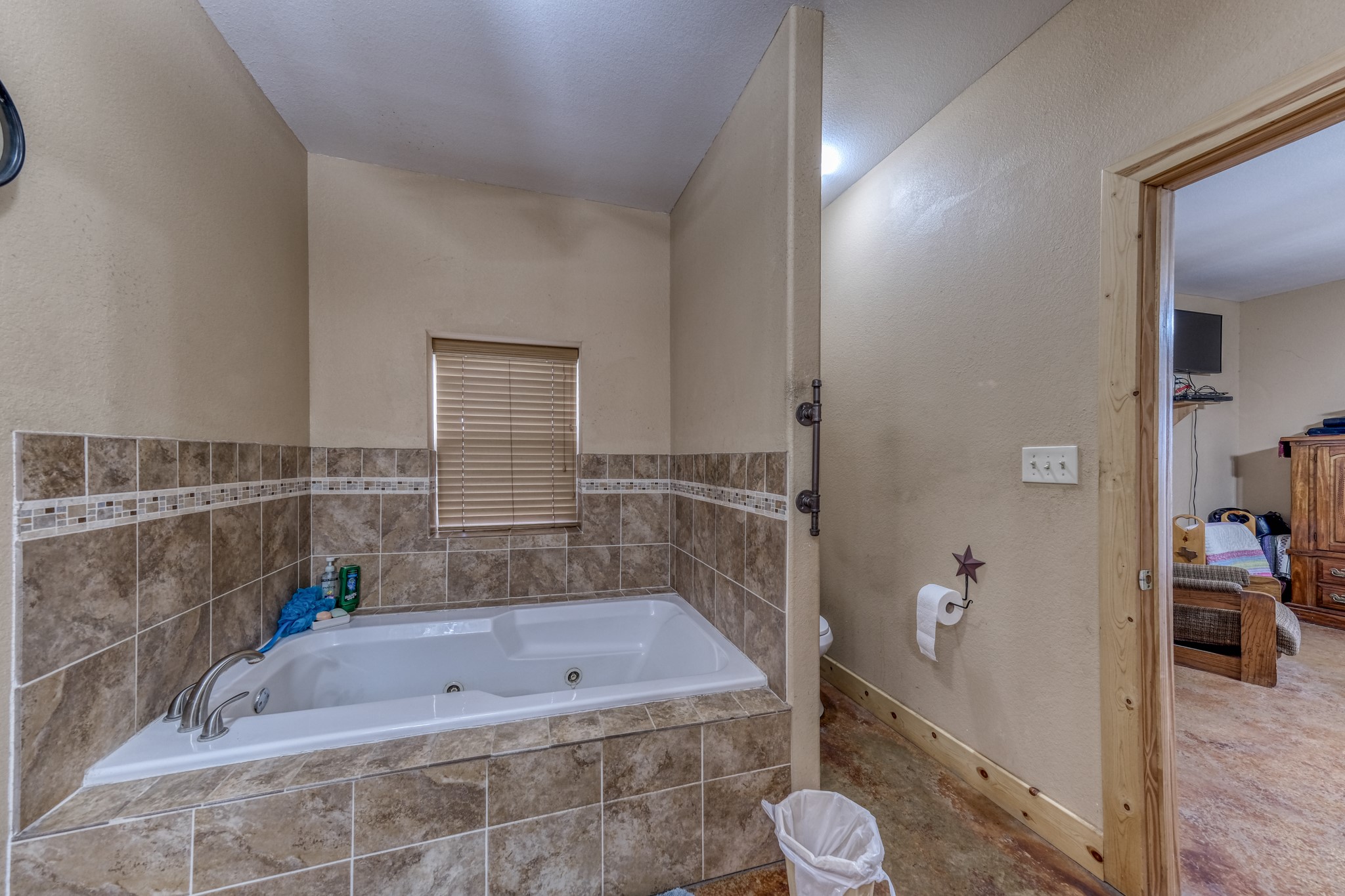 2975 N Fm 1702 Hamilton TX 76531