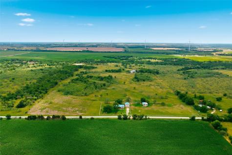 318 Hcr 3249 Mount Calm TX 76673
