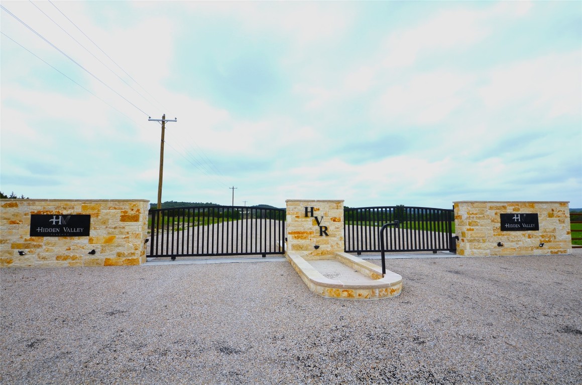 1239 Hidden Rock Road Glen Rose TX 76043