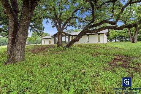 11458 Street Highway 171 Covington TX 76636