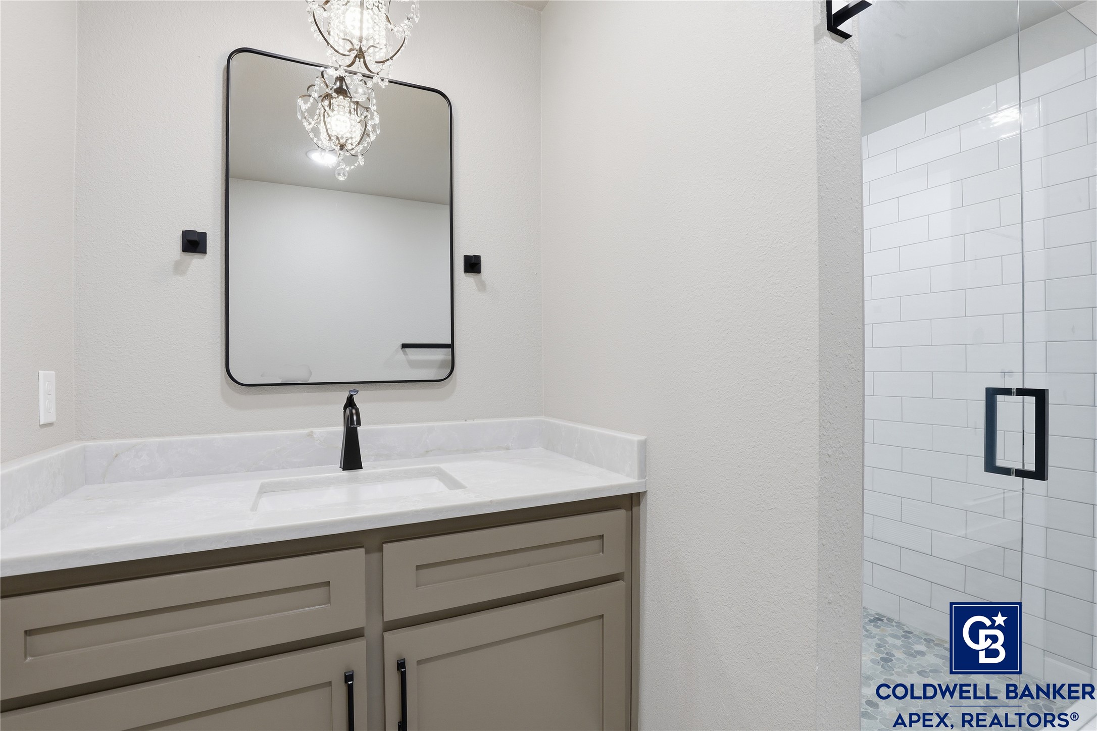 11458 Street Highway 171 Covington TX 76636