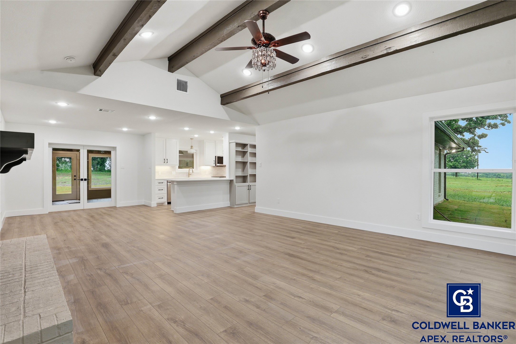 11458 Street Highway 171 Covington TX 76636
