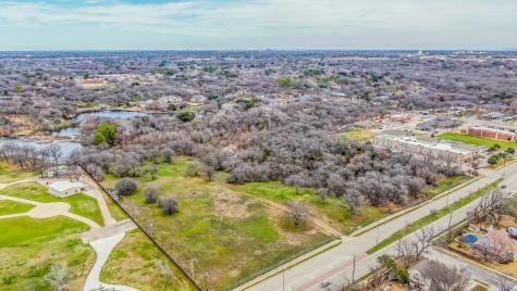 9 Delano Court Arlington TX 76106