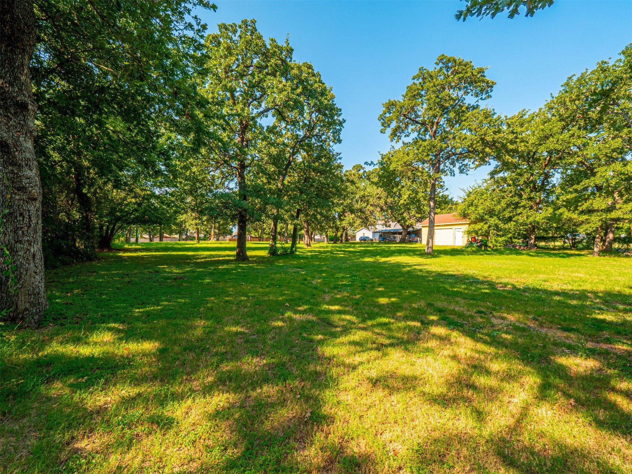 2801 Russell Road Arlington TX 76001