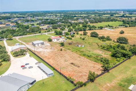 1841 W Highway 199 Springtown TX 76082