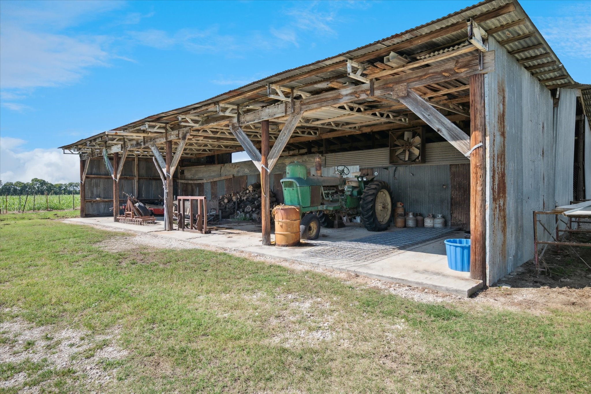 Tbd Burger Road Aubrey TX 76227