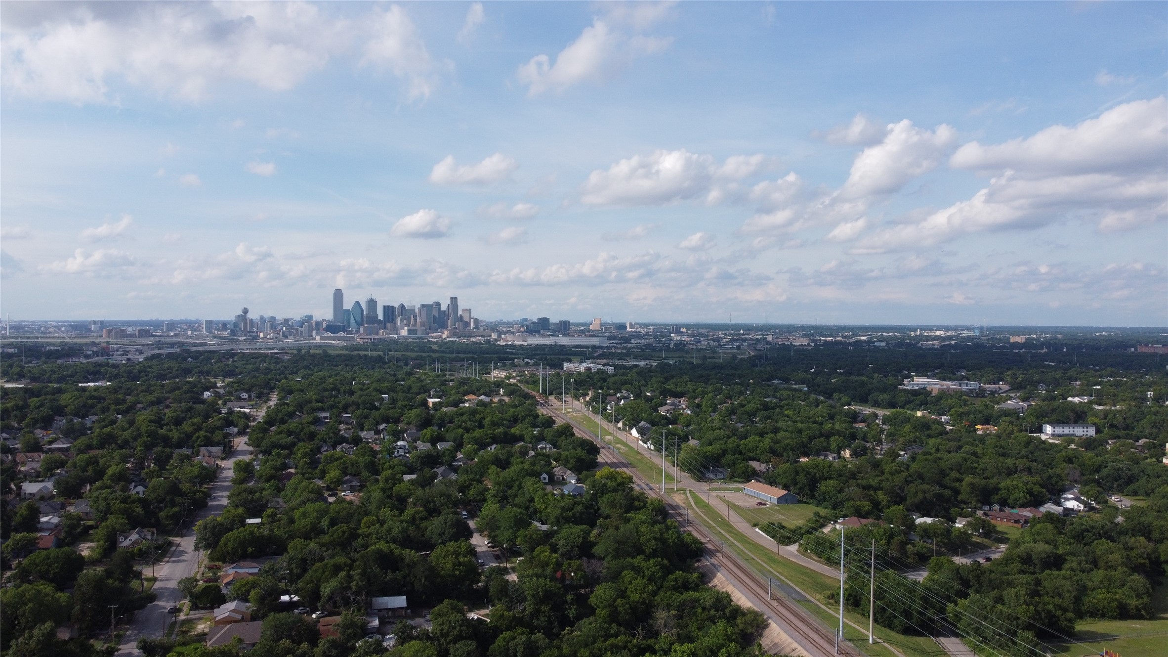 1410 S Denley Drive Dallas TX 75216