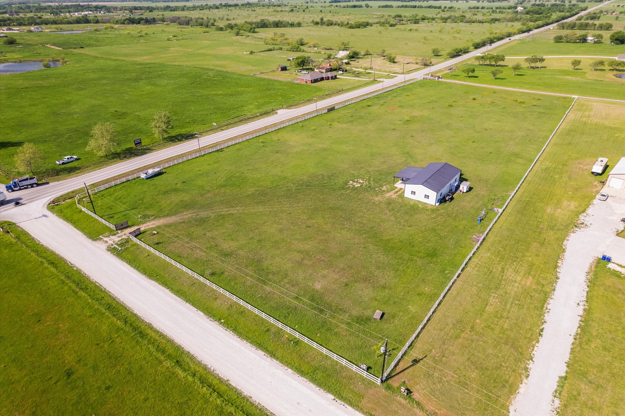 25 Cr 235 Valley View TX 76272
