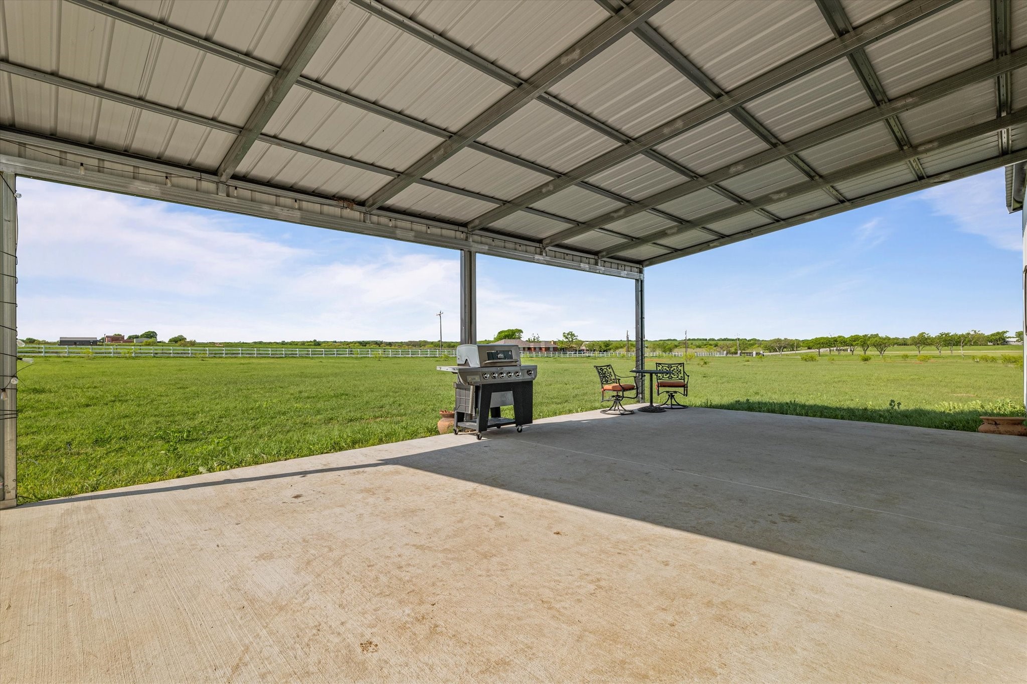 25 Cr 235 Valley View TX 76272