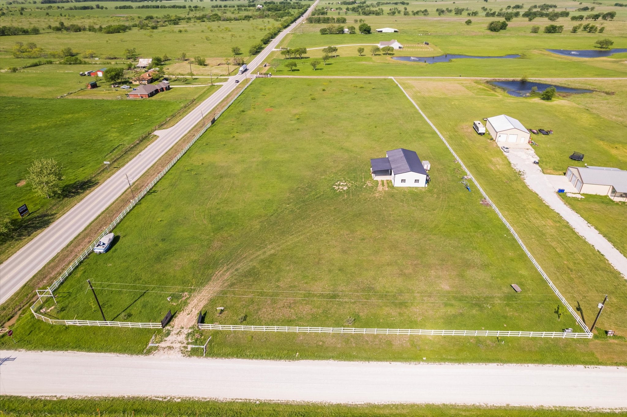 25 Cr 235 Valley View TX 76272