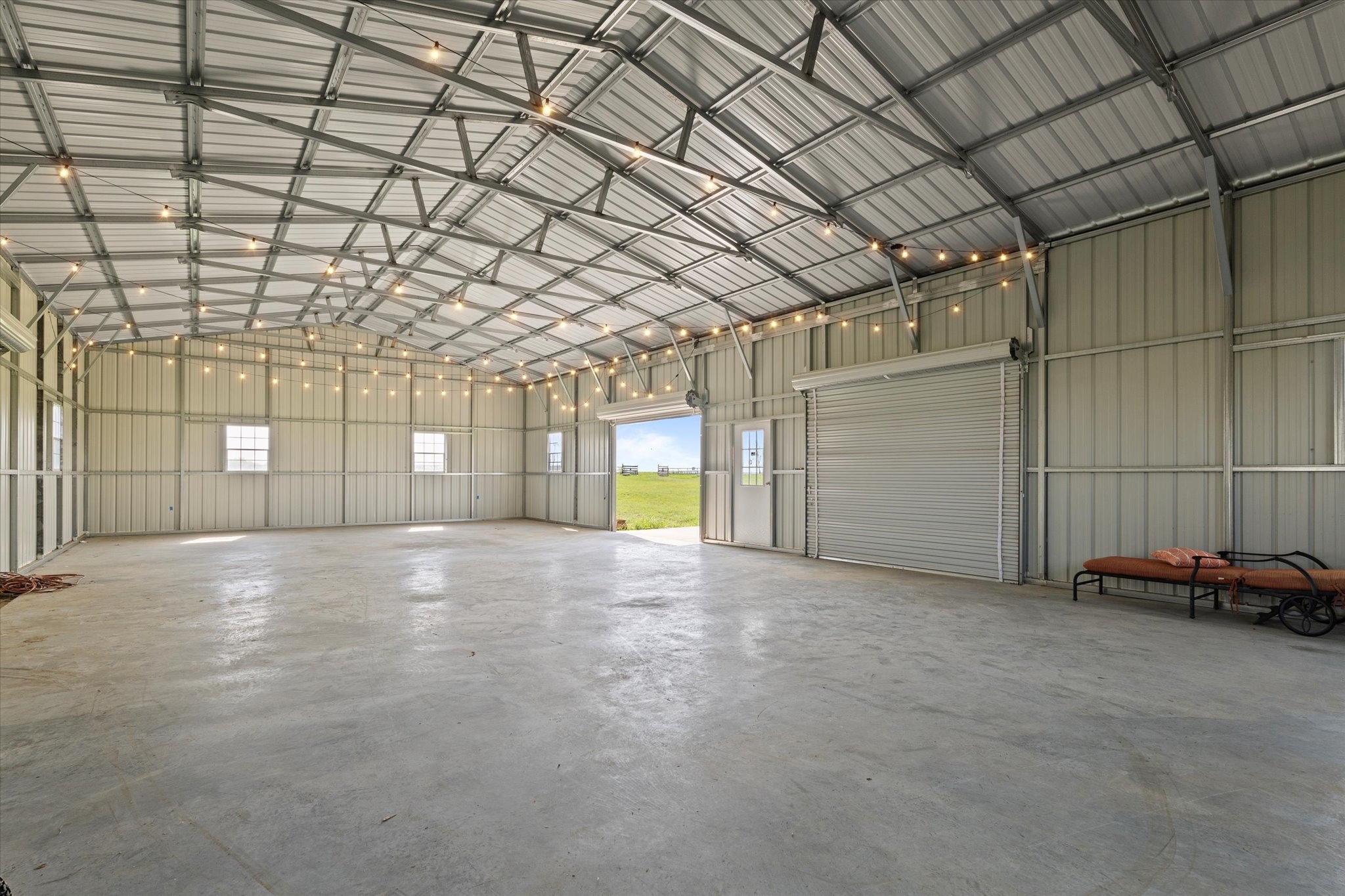 25 Cr 235 Valley View TX 76272