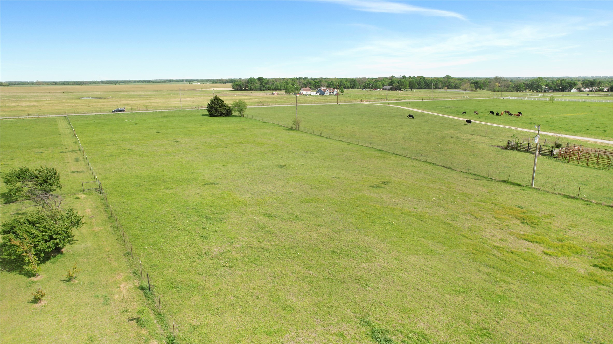 022 East Line Whitewright TX 75491