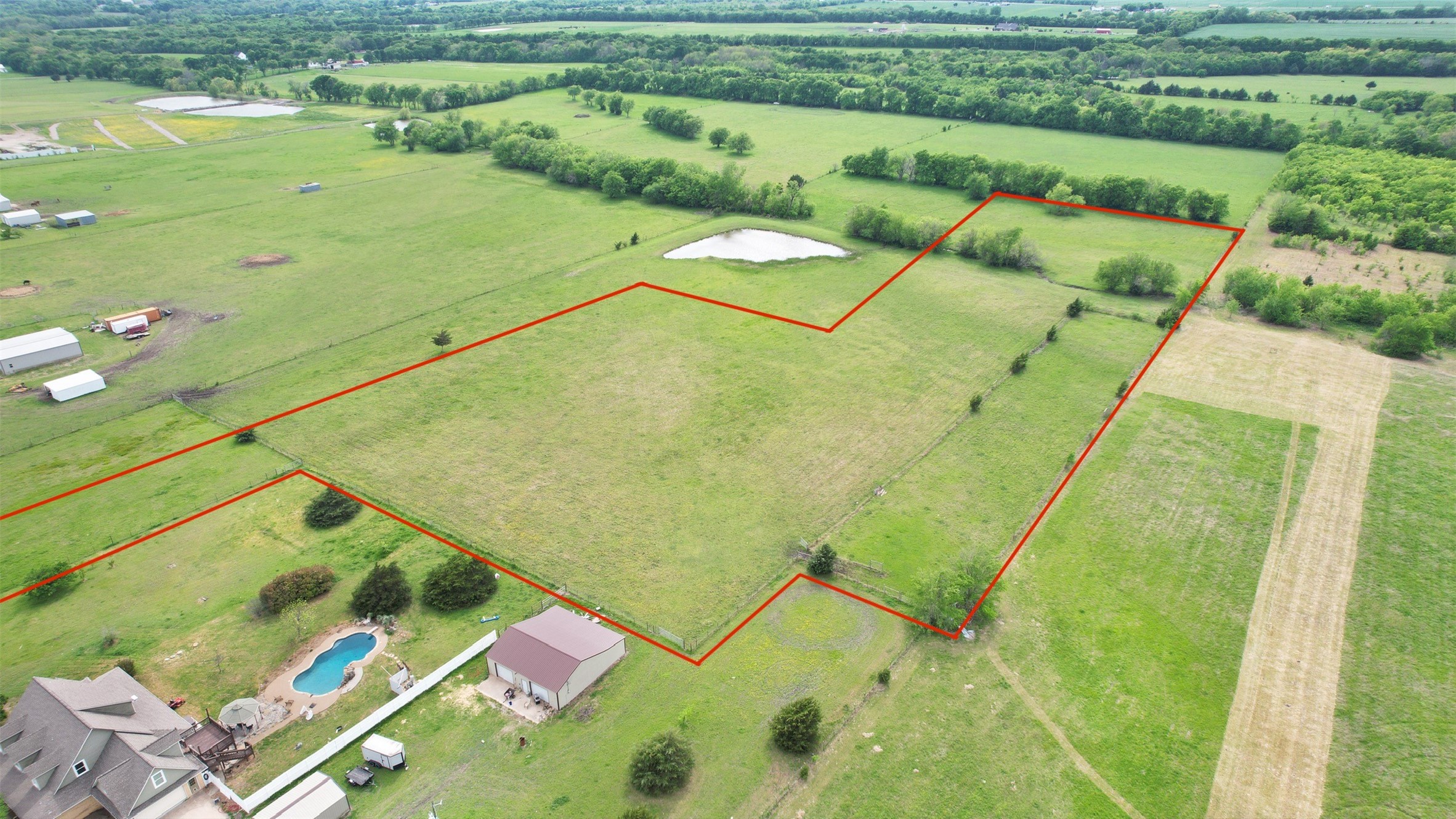 022 East Line Whitewright TX 75491
