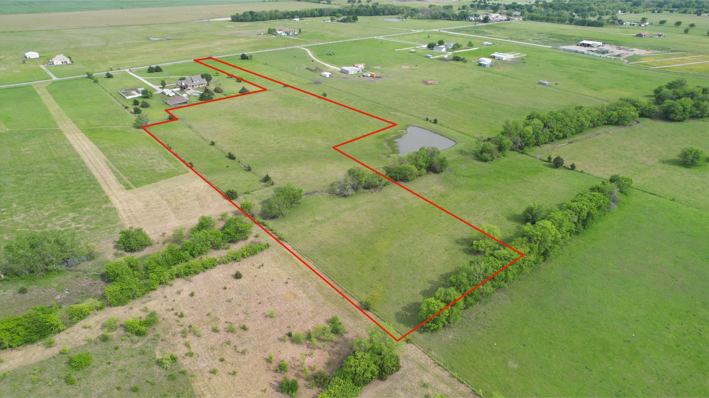 022 East Line Whitewright TX 75491