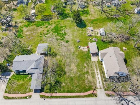1023 N Houston Royse City TX 75189