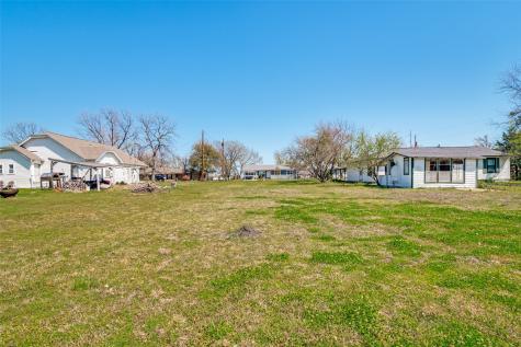 1023 N Houston Royse City TX 75189