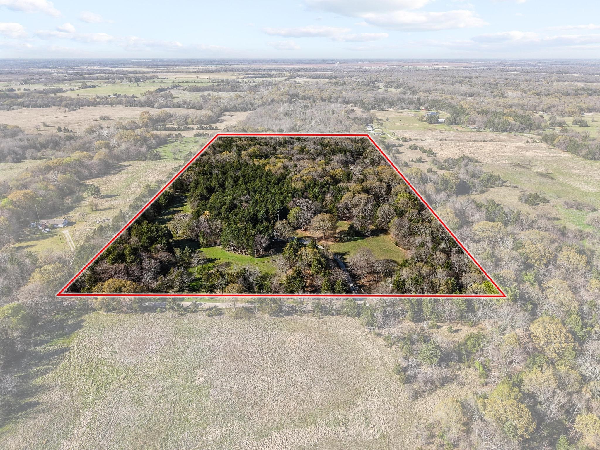 528 County Road 1120 Ravenna TX 75476