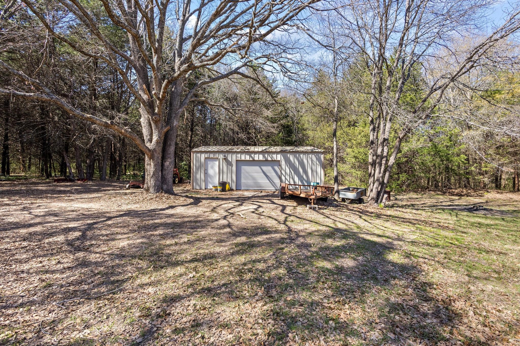 528 County Road 1120 Ravenna TX 75476