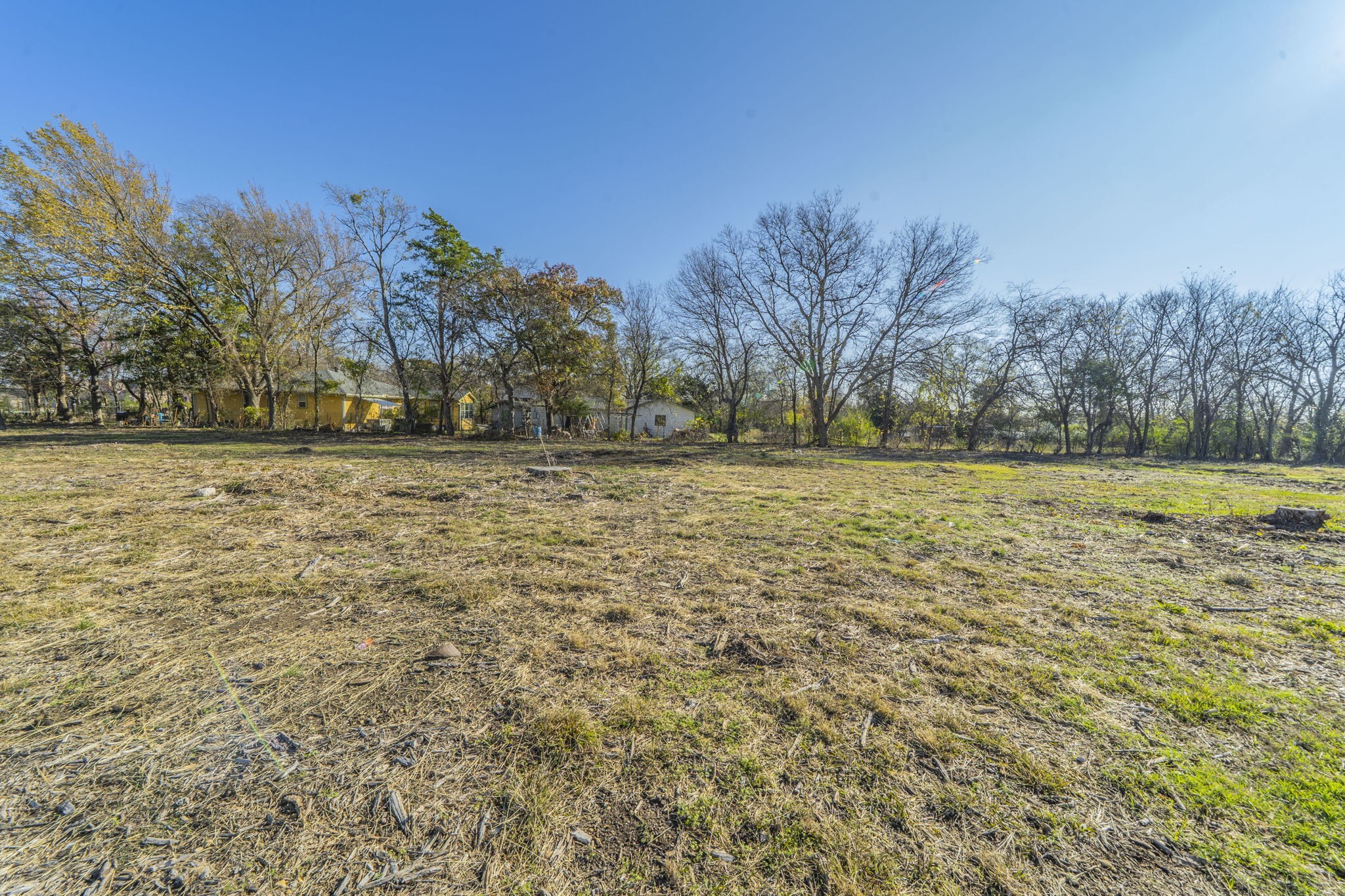 1124 W Pleasant Run Road Desoto TX 75115