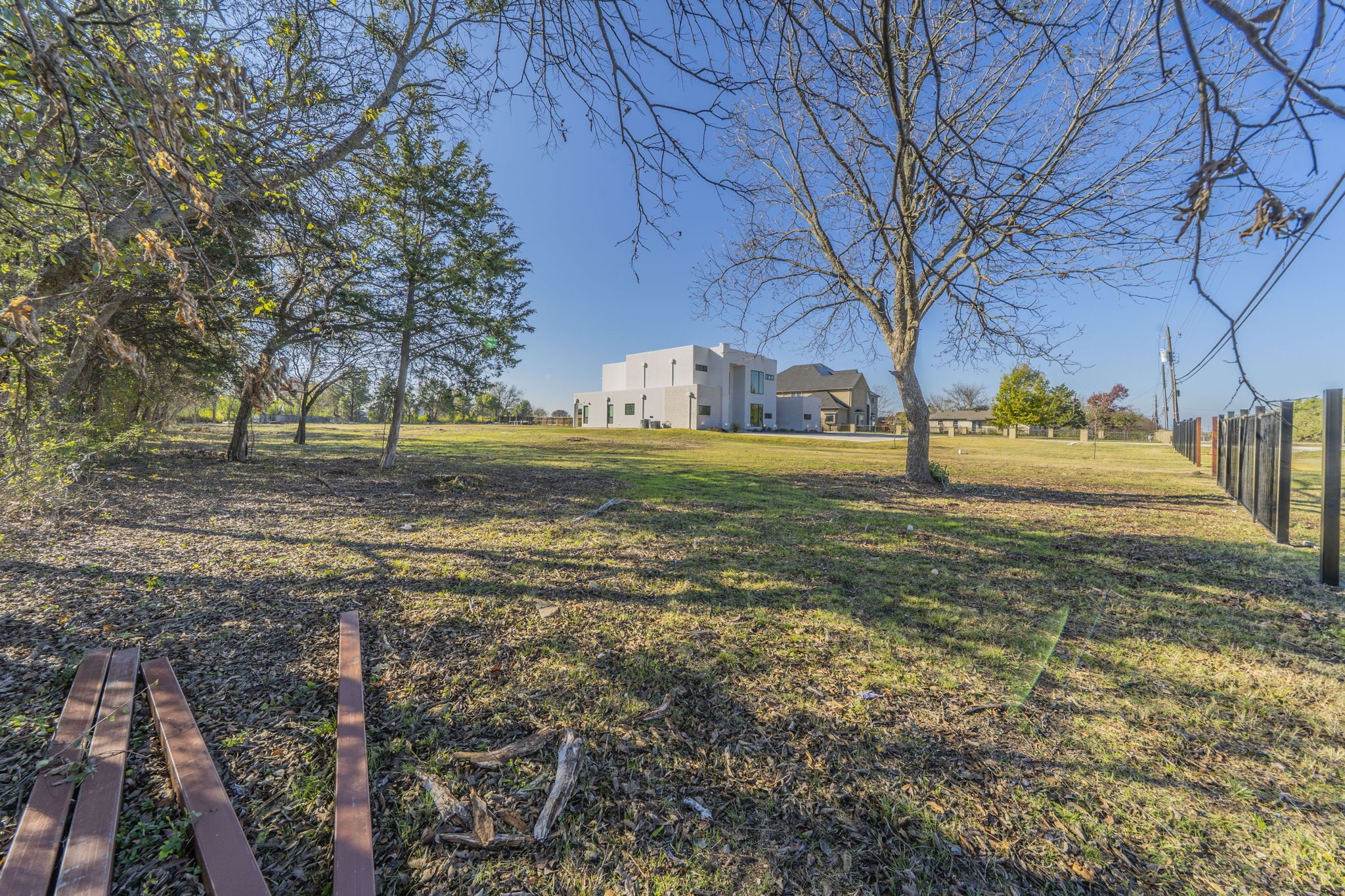 1124 W Pleasant Run Road Desoto TX 75115