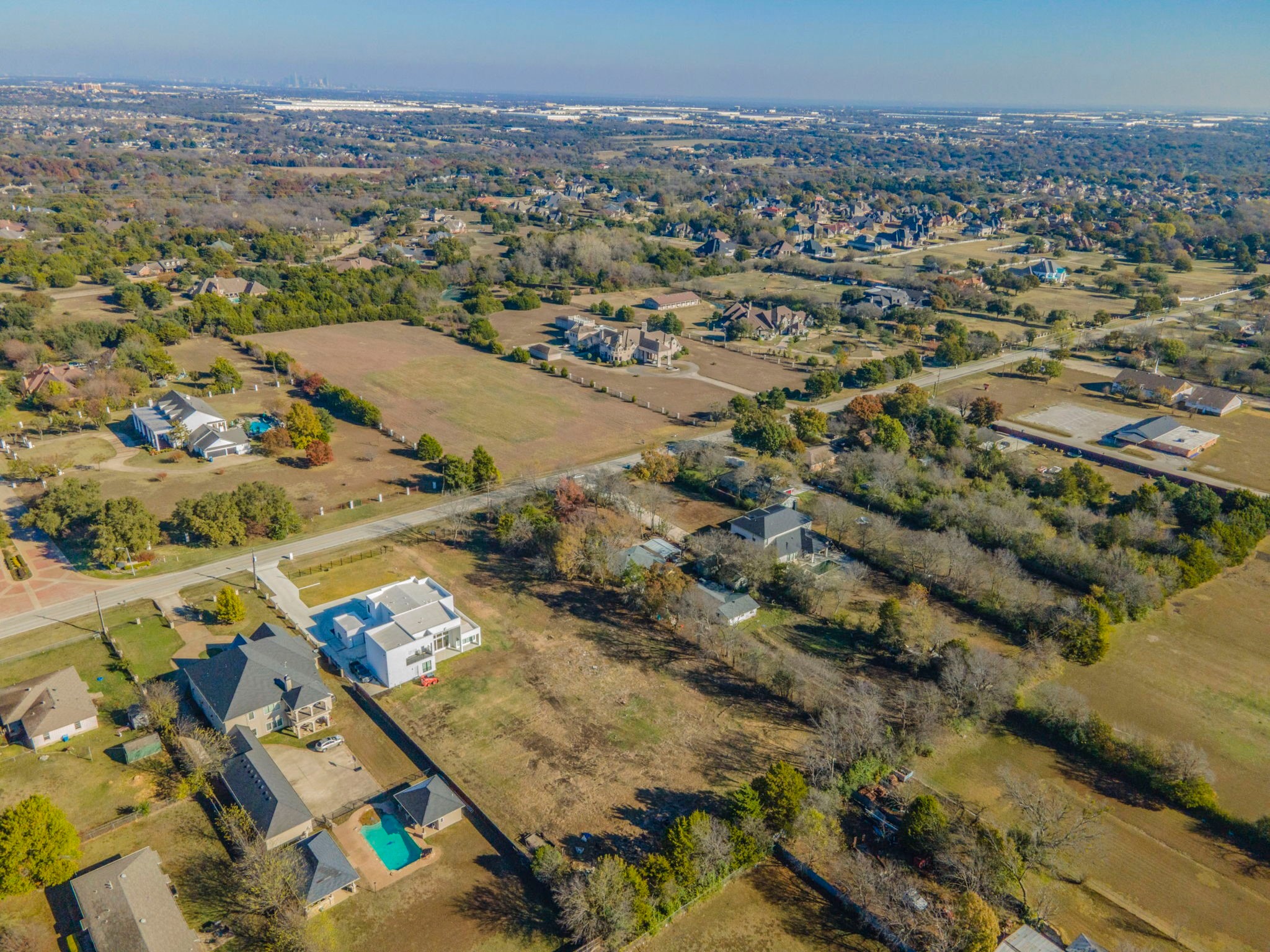 1124 W Pleasant Run Road Desoto TX 75115
