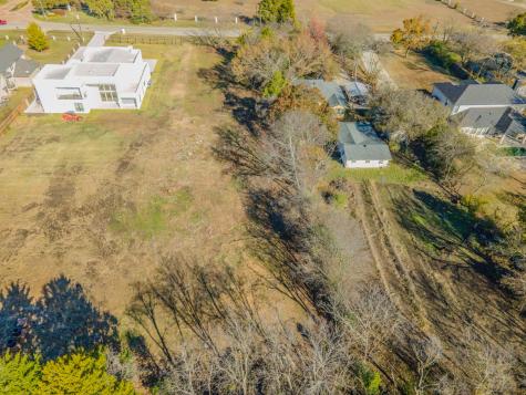 1124 W Pleasant Run Road Desoto TX 75115
