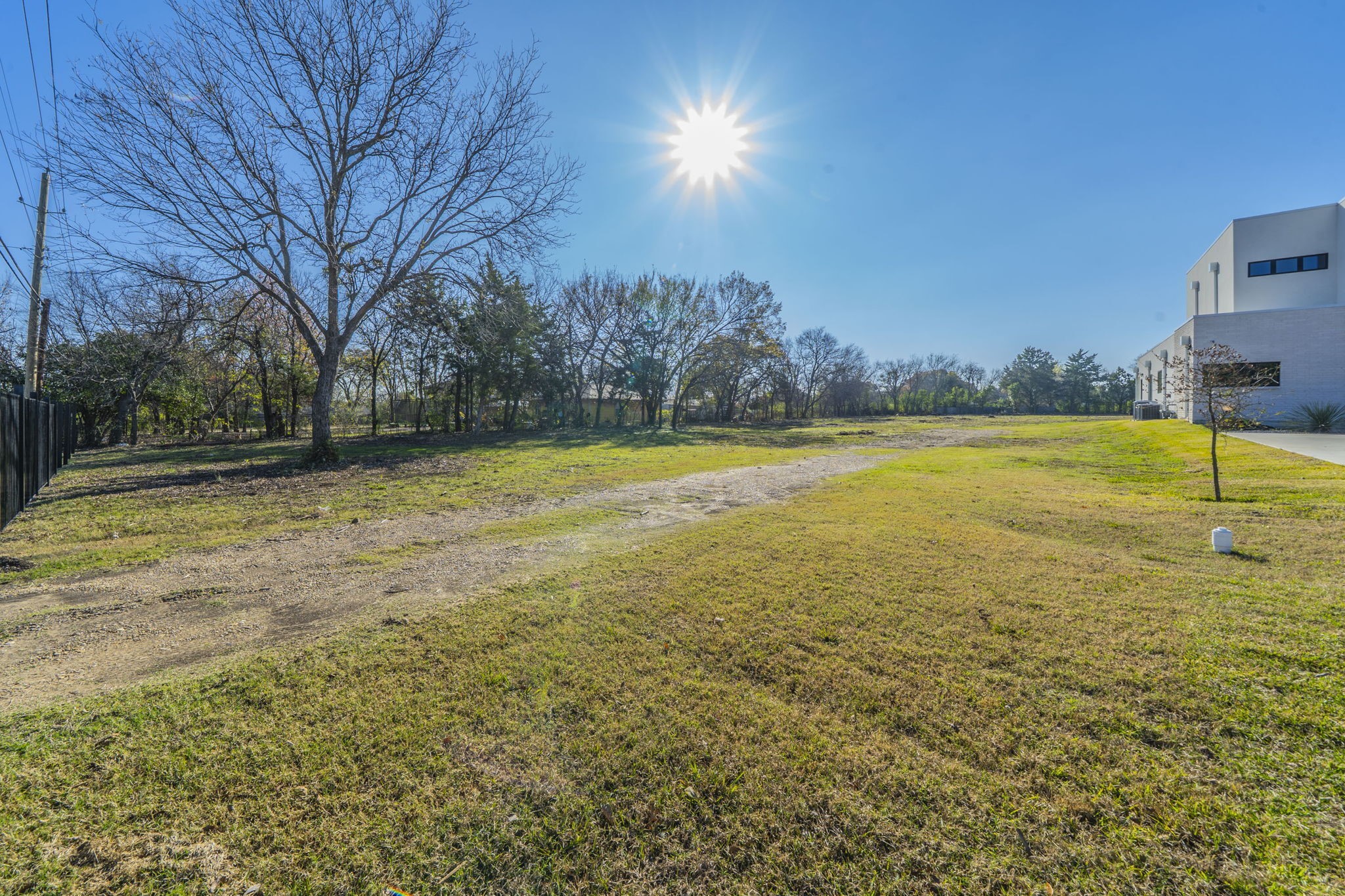 1124 W Pleasant Run Road Desoto TX 75115