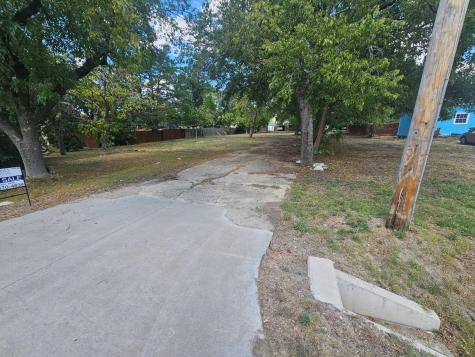204 W College Street Princeton TX 75407