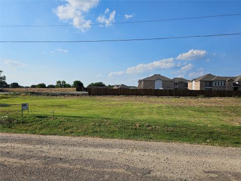 512 W Cedar Street Gunter TX 75058