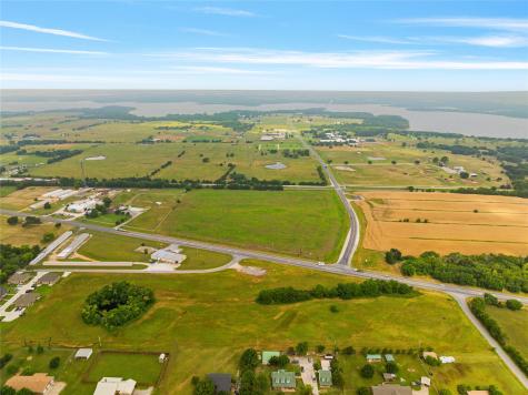 10.32 Ray Roberts Parkway N Tioga TX 76271