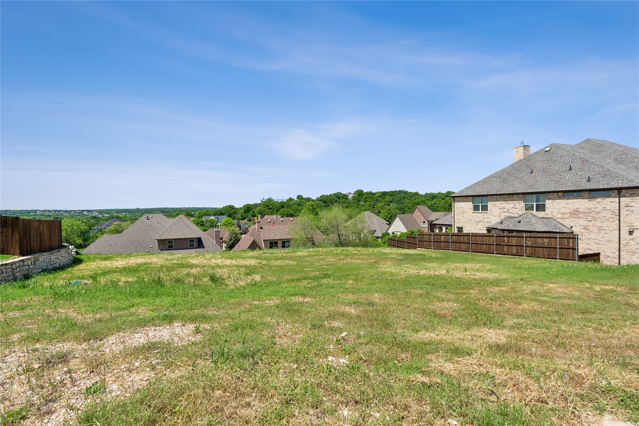 606 Setting Sun Lane Arlington TX 76012