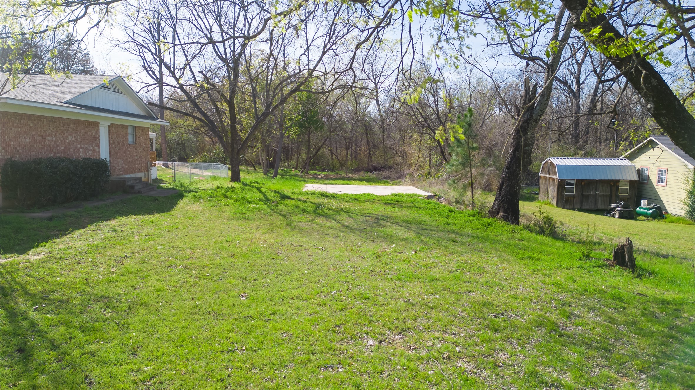 2721 Barret Street Denison TX 75020