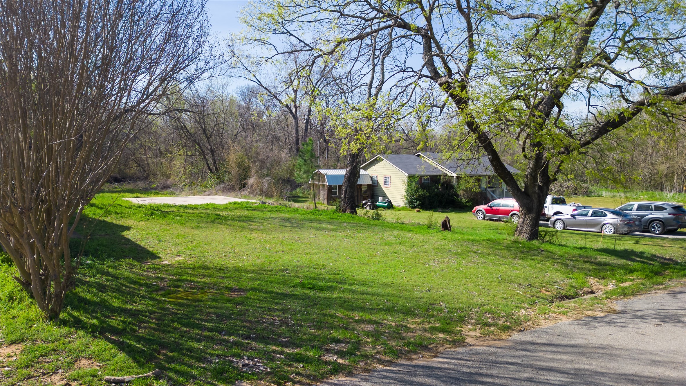 2721 Barret Street Denison TX 75020