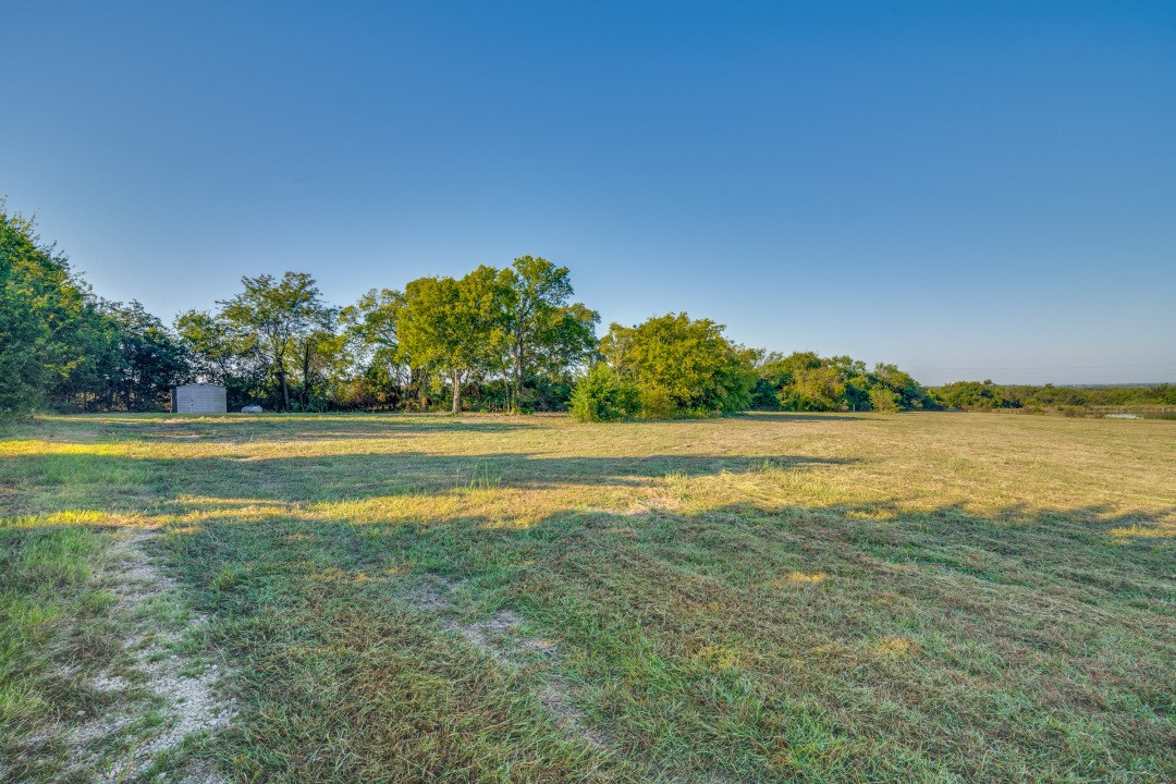 18760 Cr 913 Road Nevada TX 75173