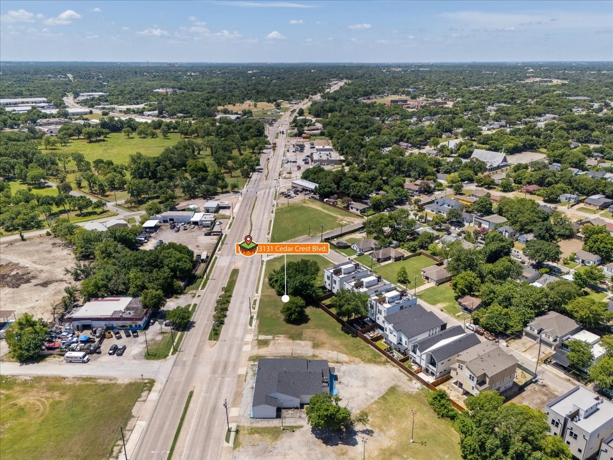 3131 Cedar Crest Boulevard Dallas TX 75203