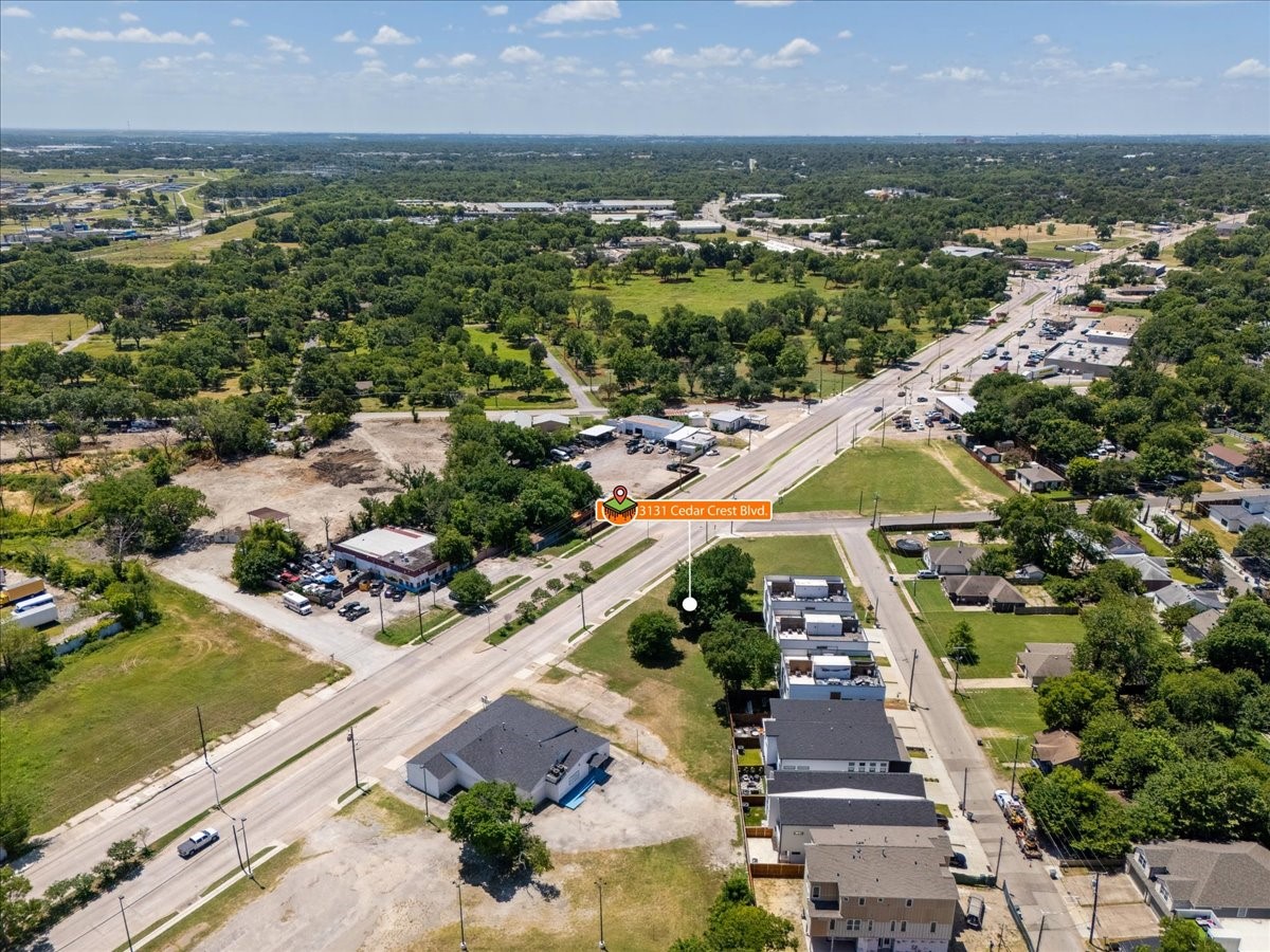 3131 Cedar Crest Boulevard Dallas TX 75203