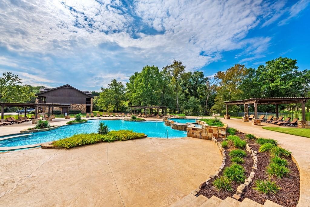 113 Shadow Creek Gordonville TX 76245
