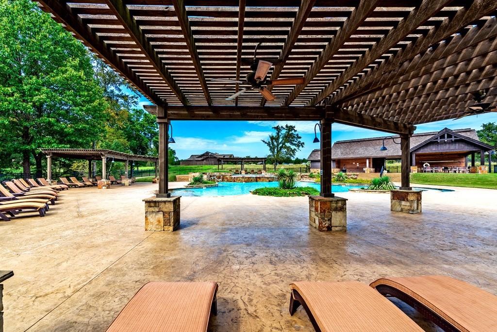 113 Shadow Creek Gordonville TX 76245