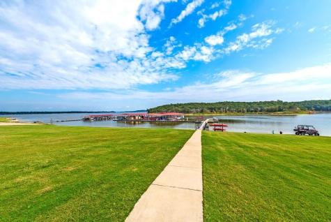 113 Shadow Creek Gordonville TX 76245