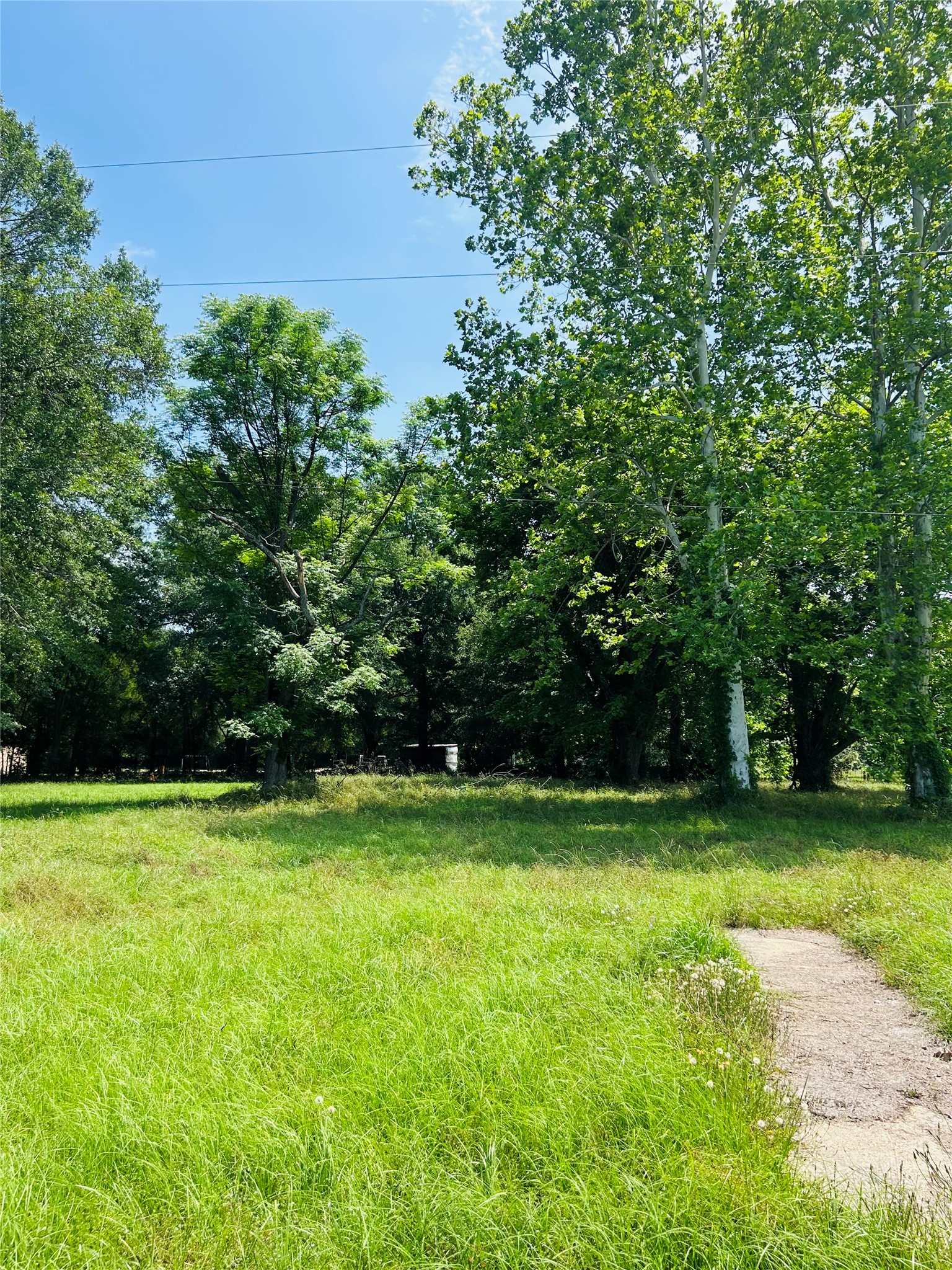 610 6th Street Chandler TX 75758