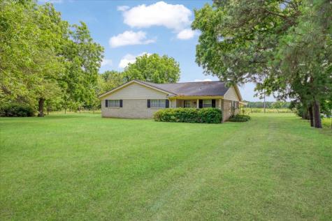 4400 N State Highway 121 Bonham TX 75418