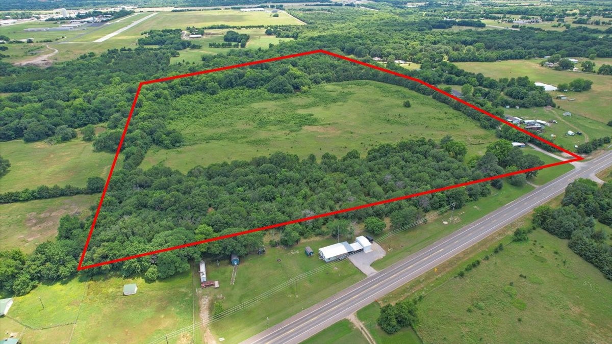4400 N State Highway 121 Bonham TX 75418