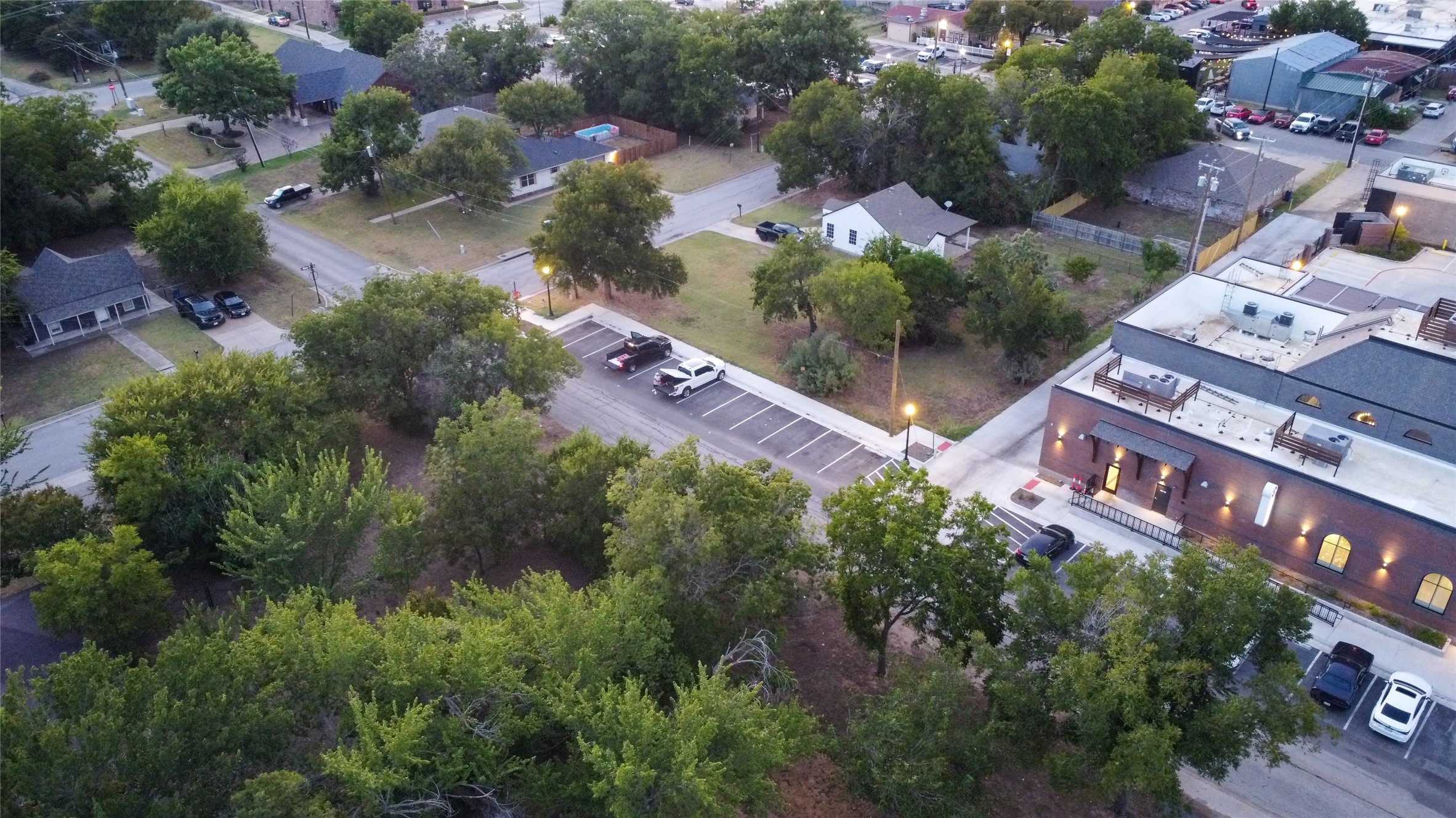 225 S Wilson Street Burleson TX 76028