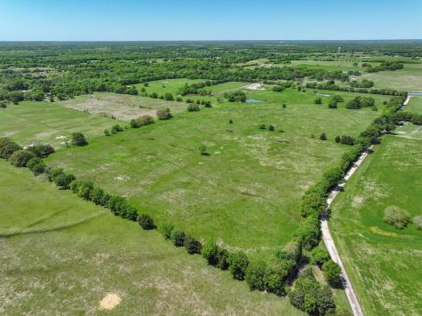 325 Vz County Road 3717 Edgewood TX 75117